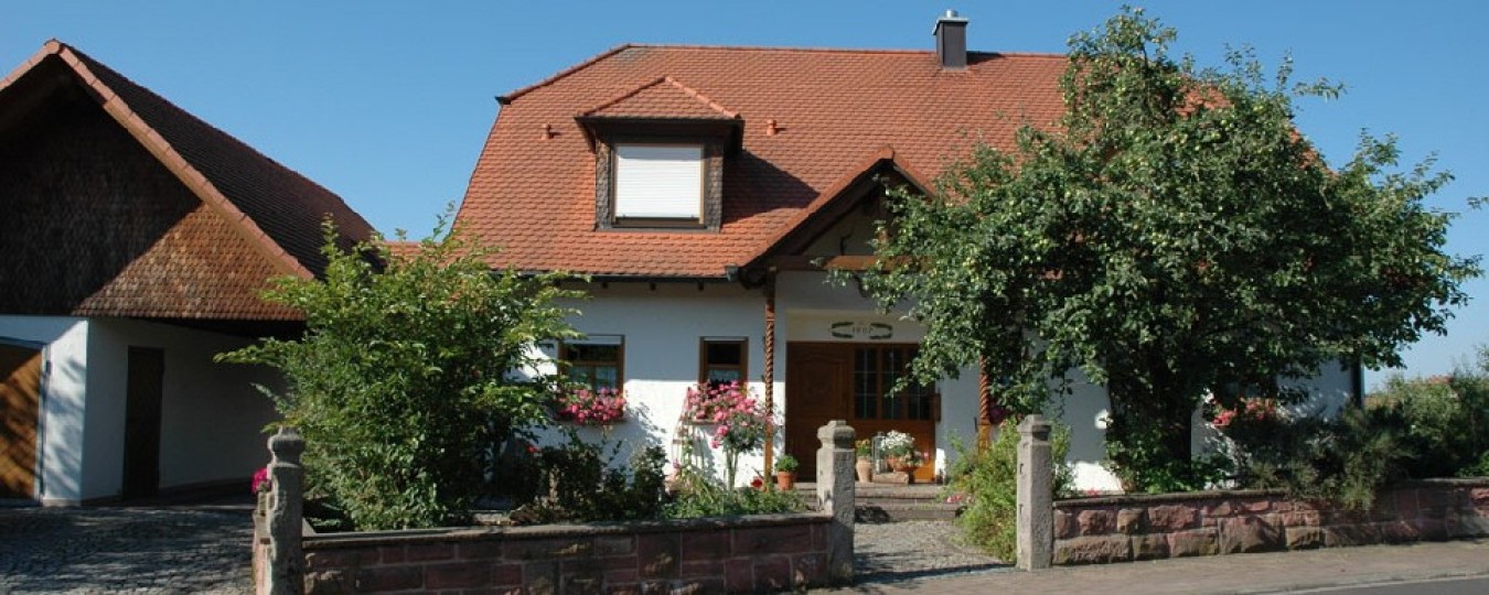 Ferienwohnung Gartenträume Karg