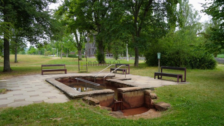  Kneippbecken am Runden Brunnen/Gradierwerk 