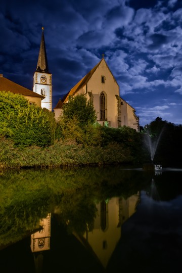 Kirchen, Kerzen und Keller