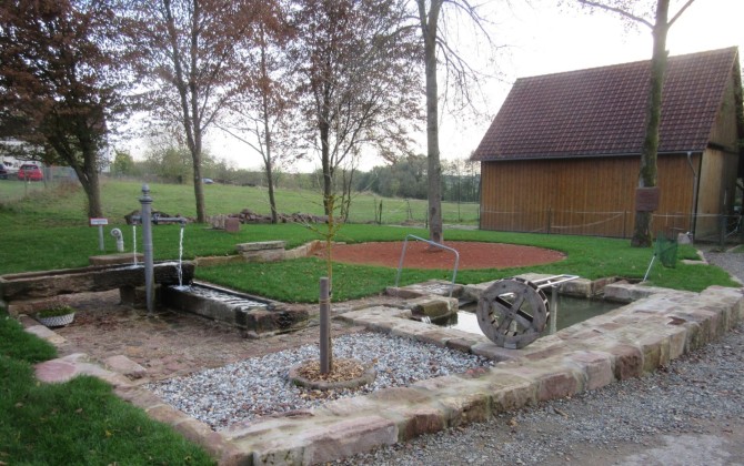  Tretbecken Schlimpfhof 