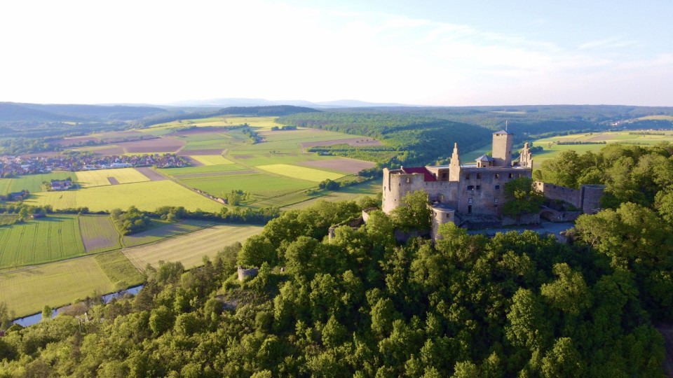 Geselligkeit auf der Trimburg beim