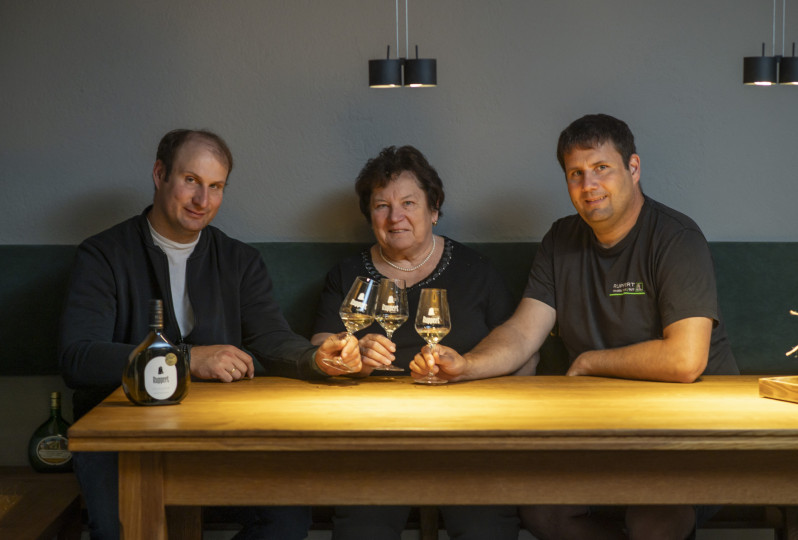 Weingut & Brennerei Ruppert